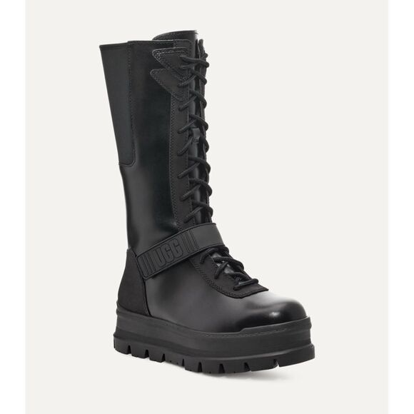 Ugg Flynn boots